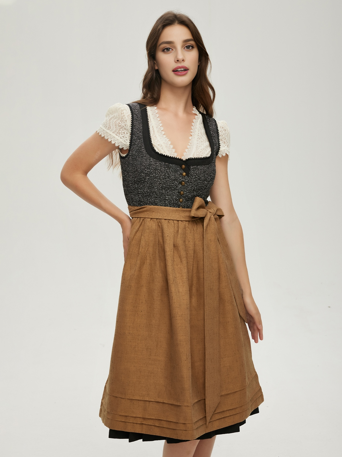 Dirndl in Schwarz – stilvoll und vielseitig