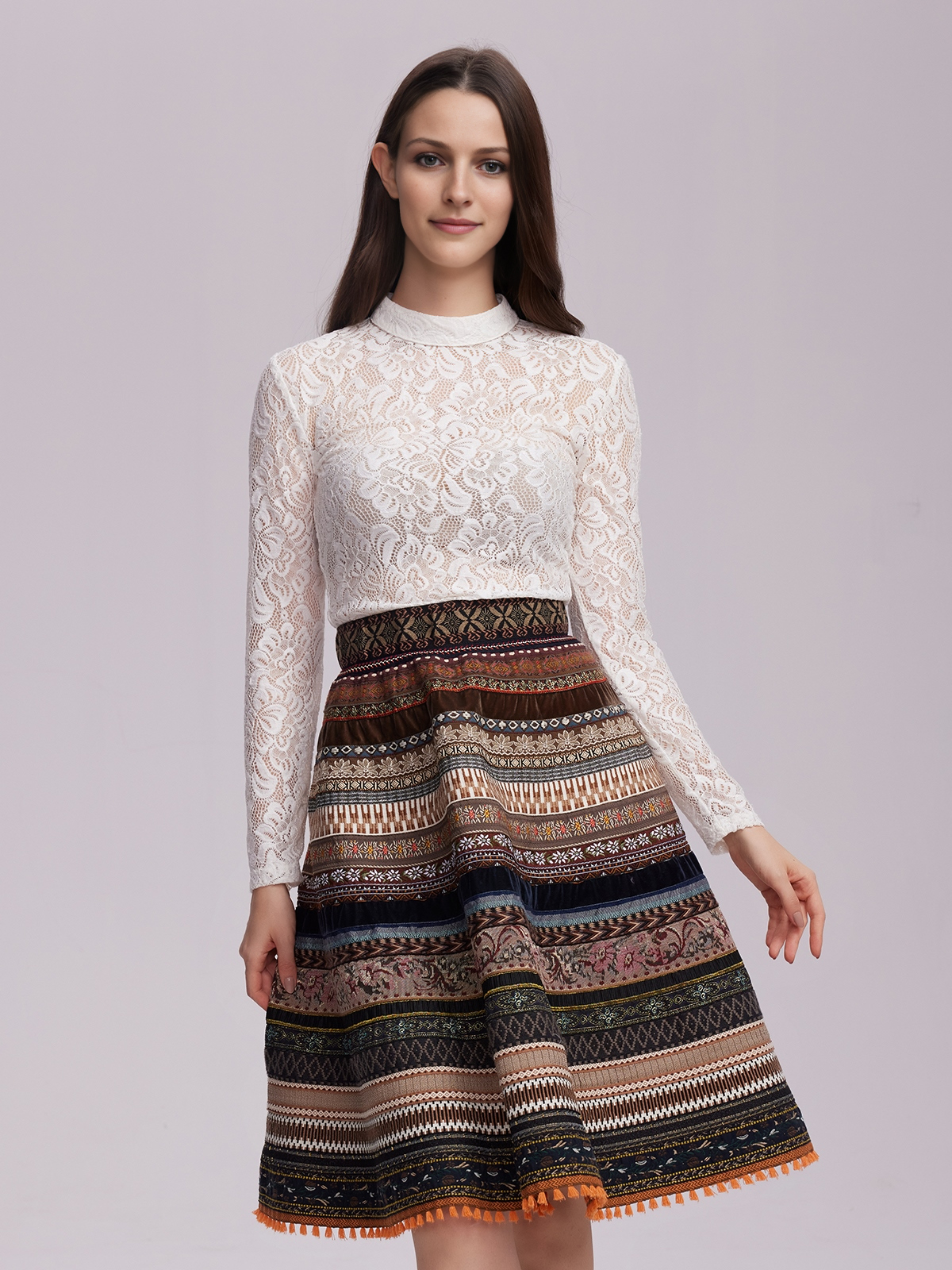 Elegantes braunes Dirndl mit modernem Schnitt