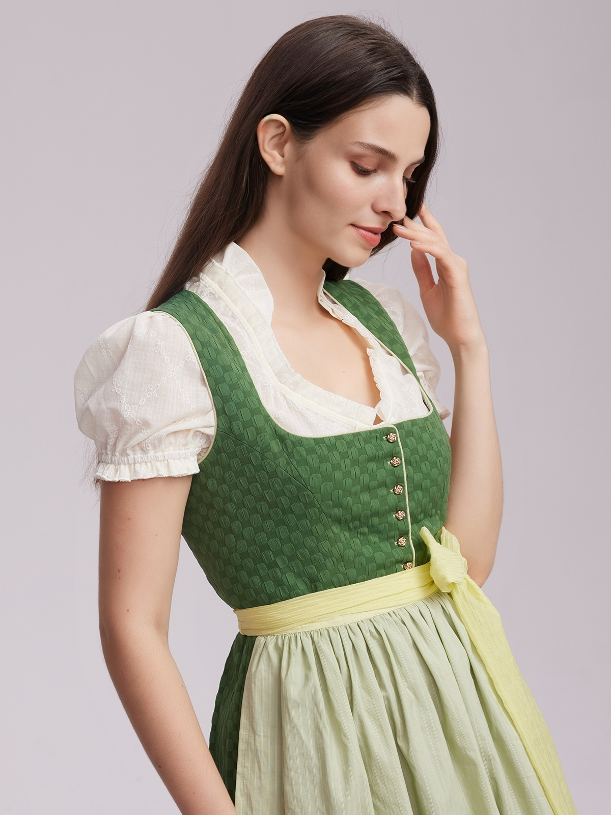 Grünes Dirndl in eleganter Ausführung