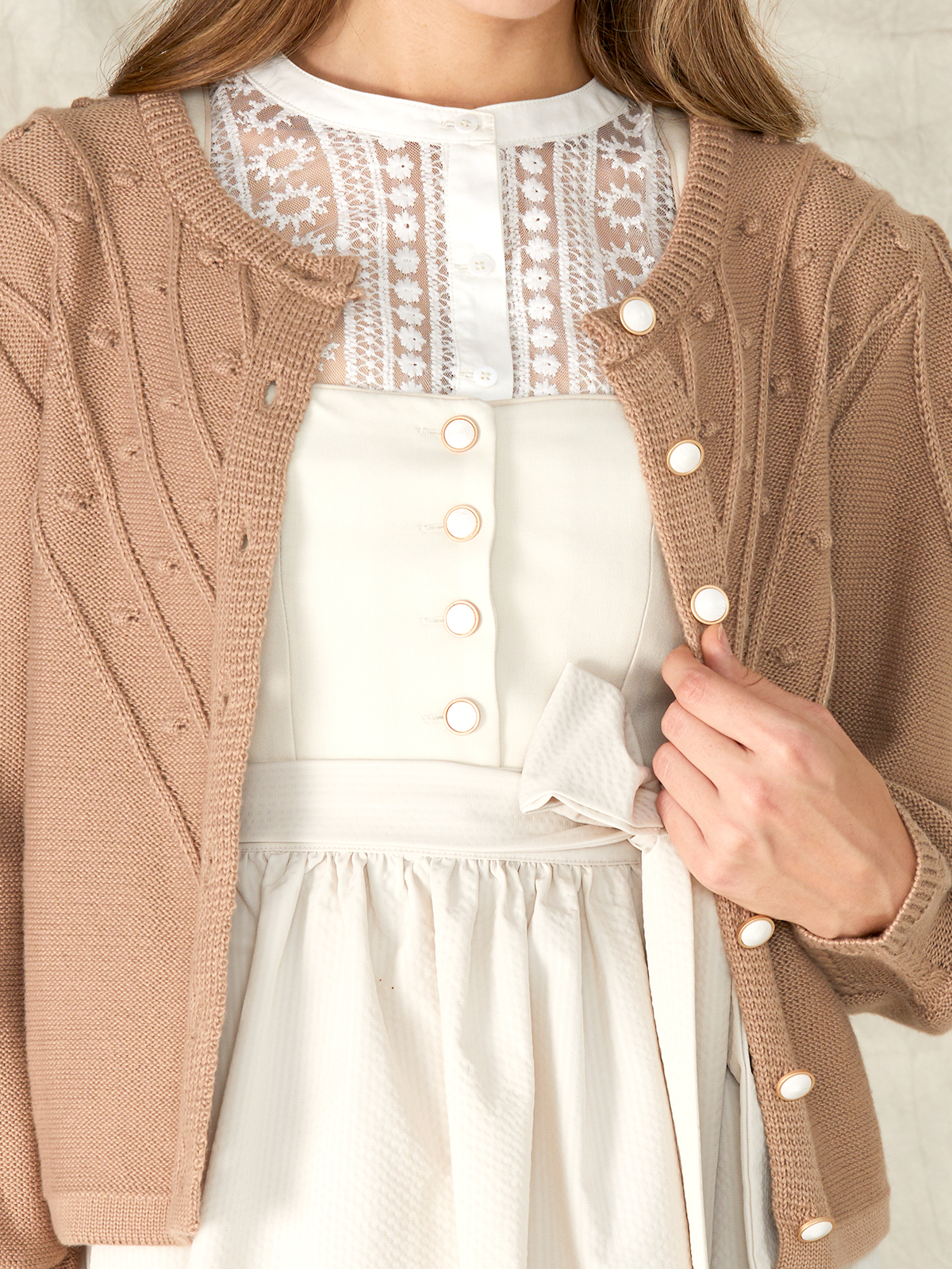 Dirndl in Hellblau Samt
