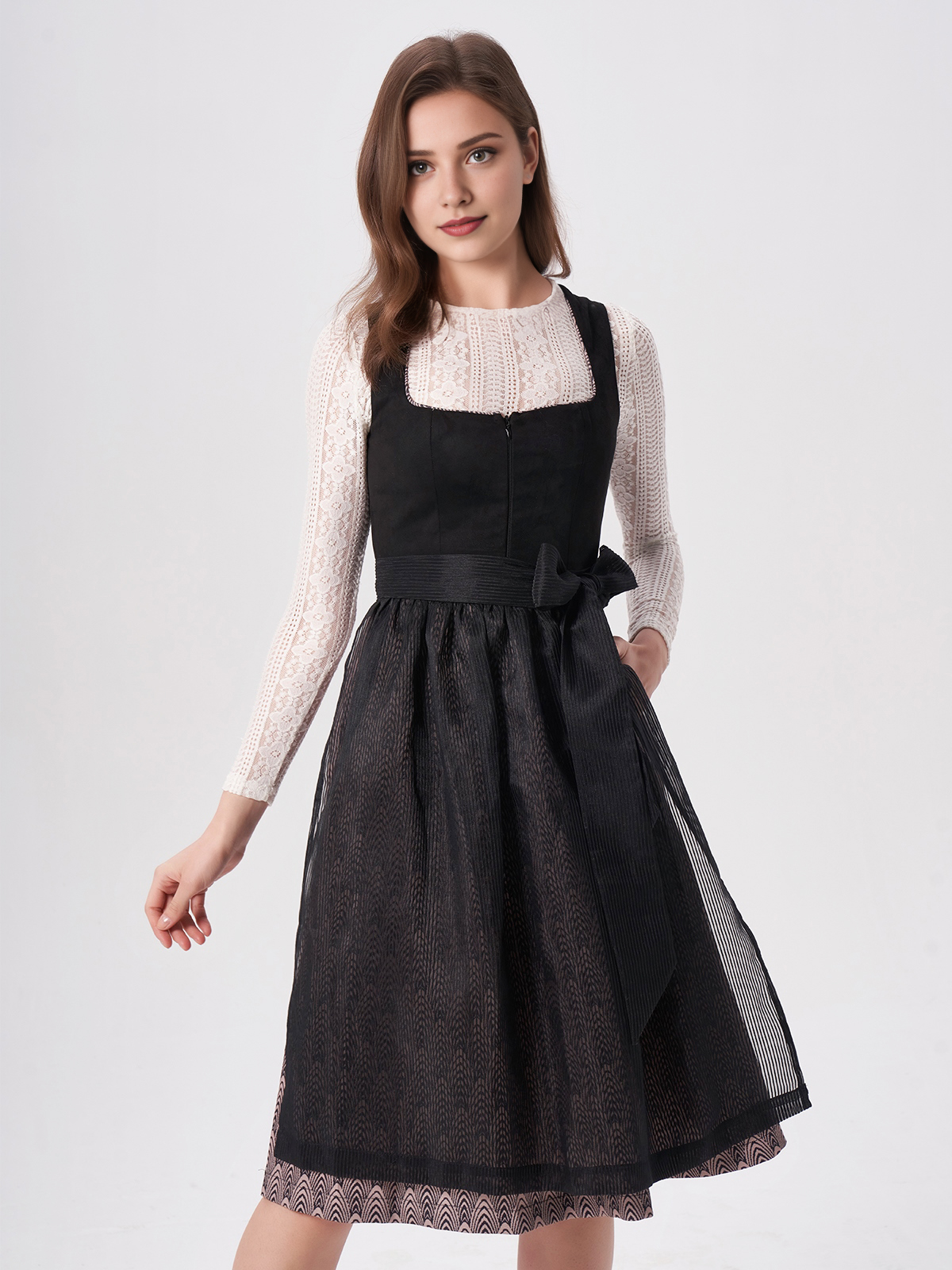 Dirndl in kräftigen Farben