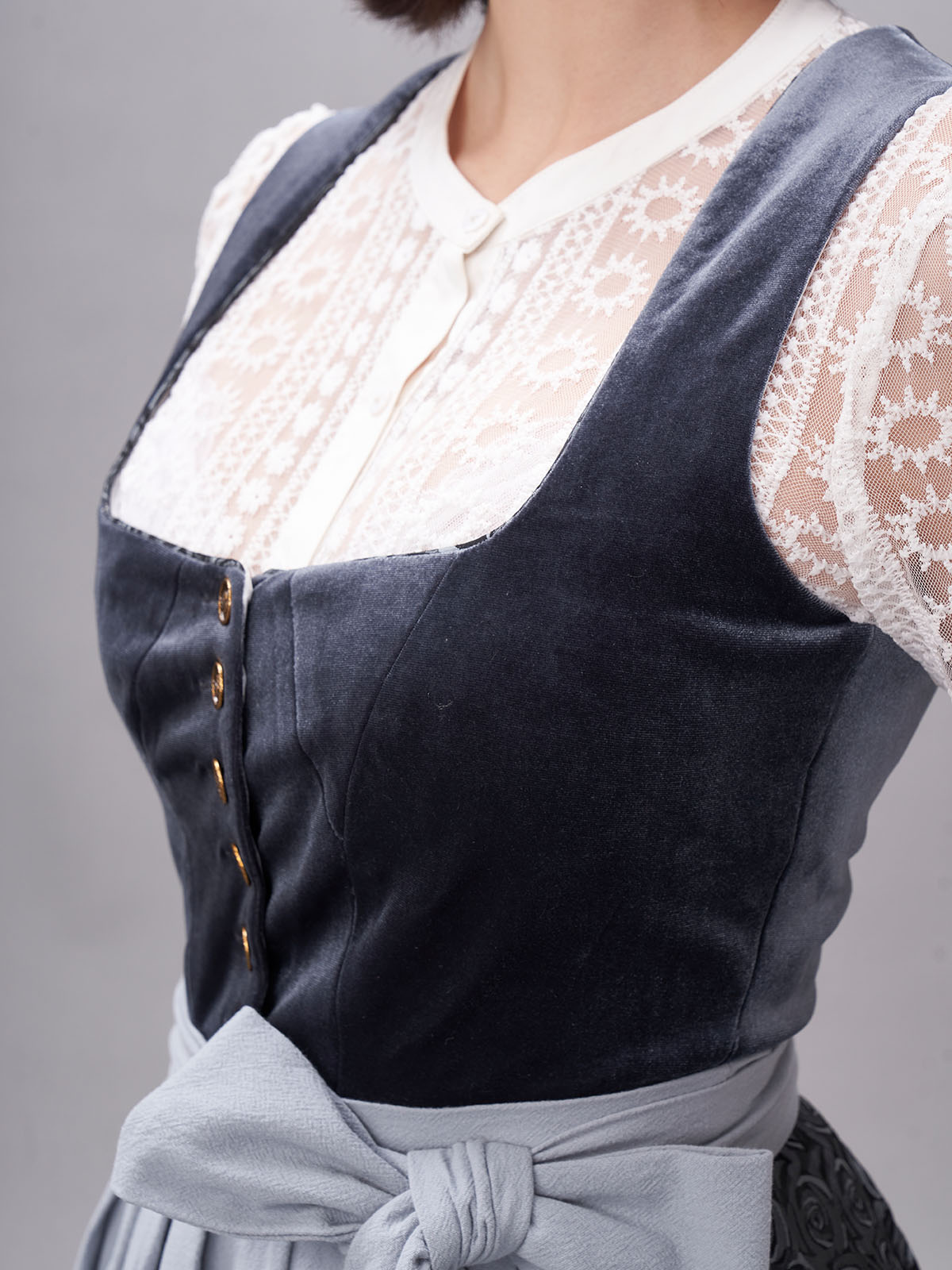 Dirndl in Blau – perfekt für festliche Anlässe