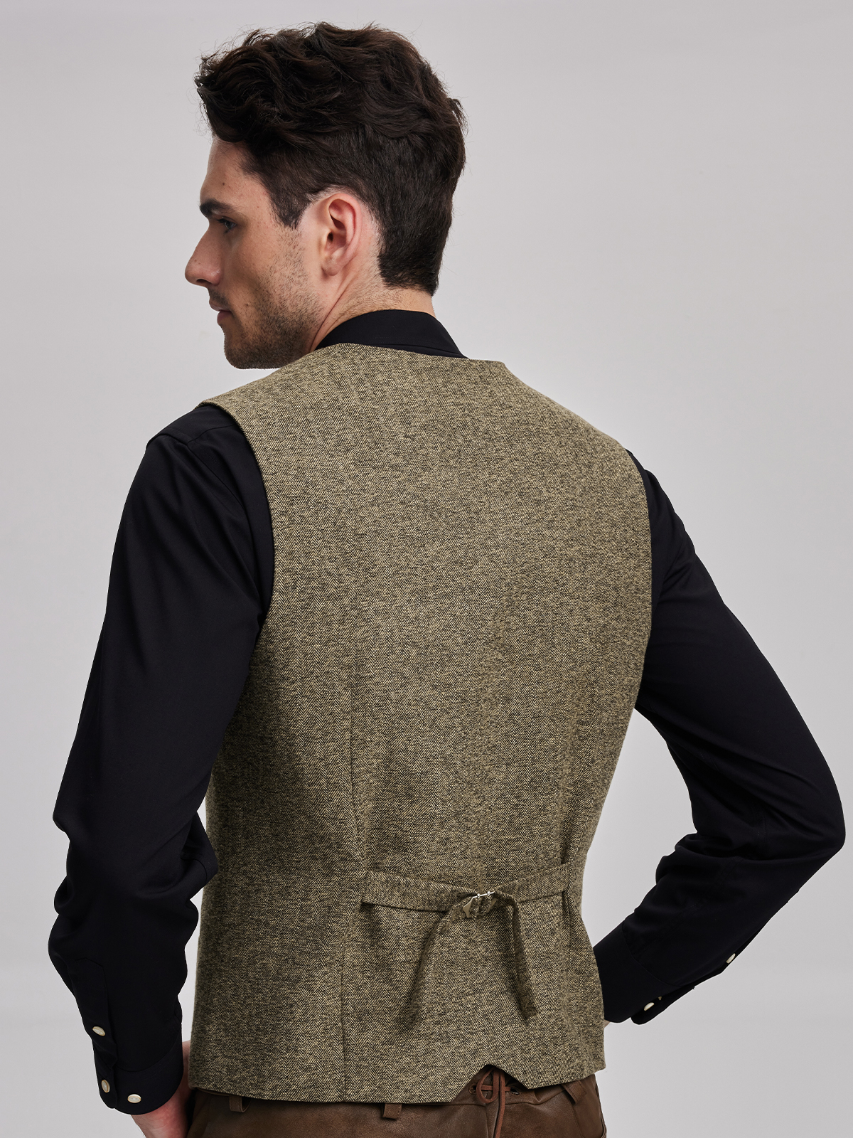 Beige Herz Dirndl – zeitlose Eleganz