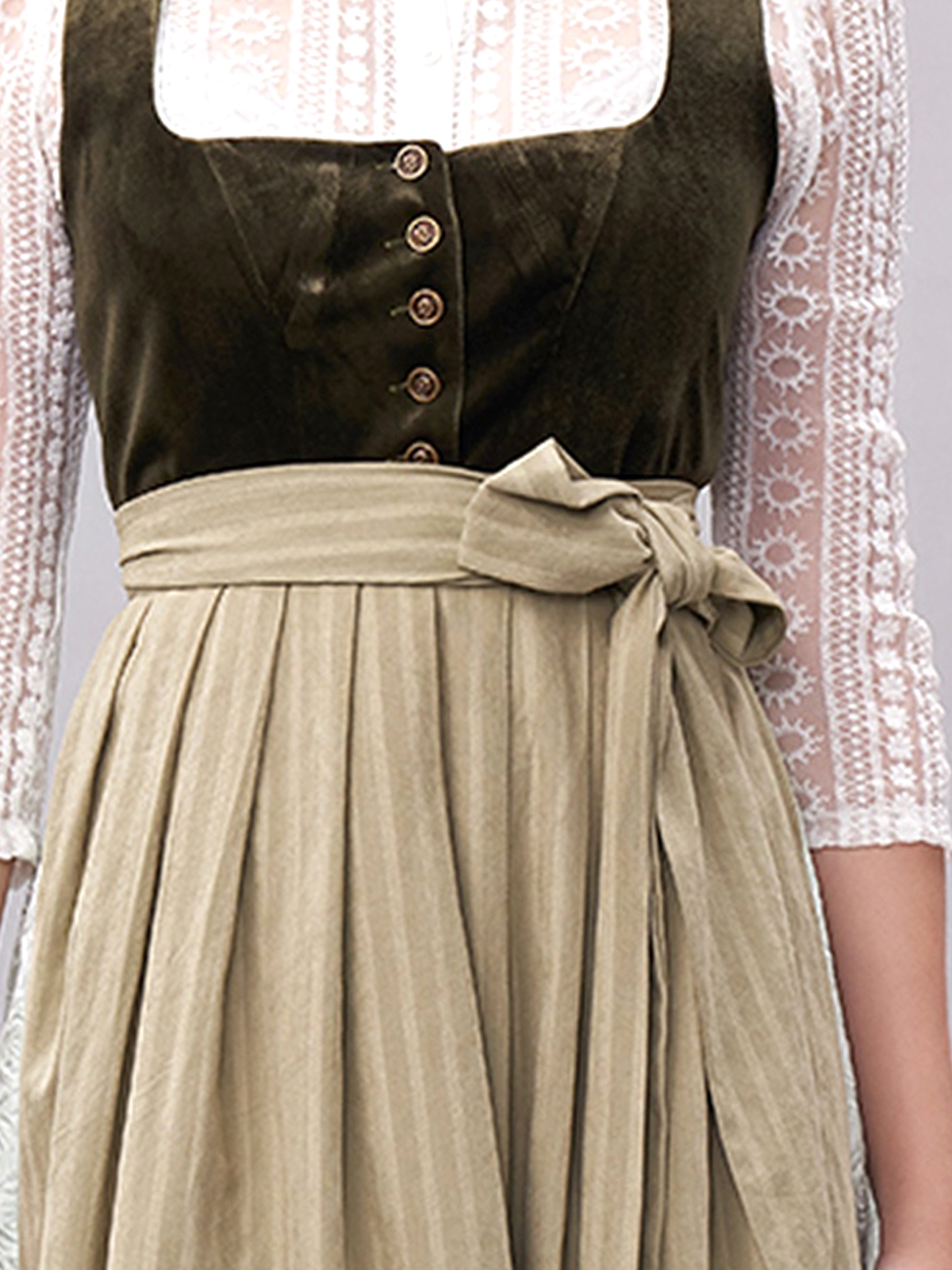 Dirndl in Grün – perfekt für festliche Anlässe